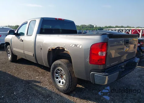 2013 Chevrolet Silverado K1500 Lt z USA, uszkodzony, nr VIN 1GCRKSEA7DZ211048